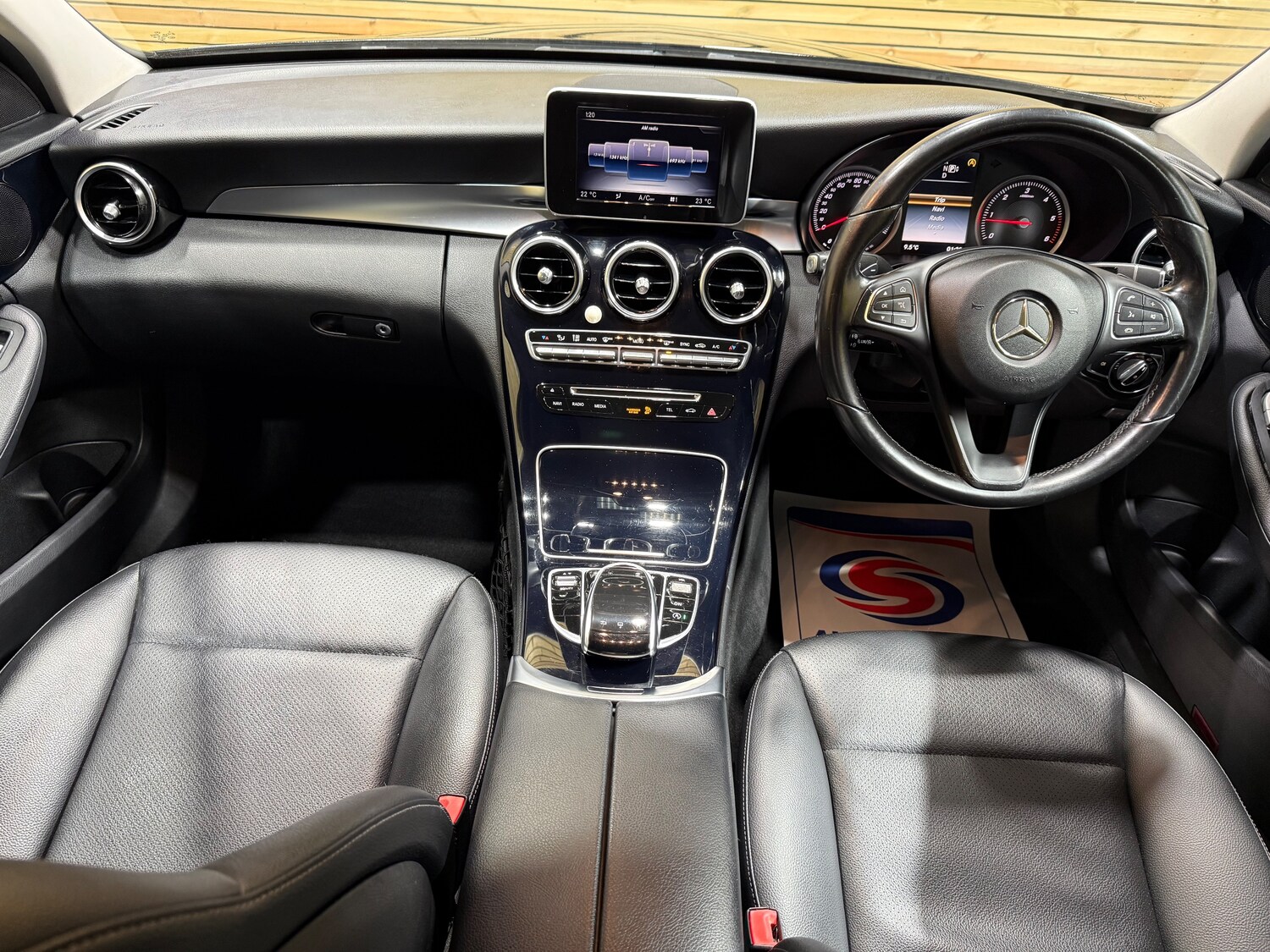 Used Mercedes-Benz C Class 2015 for sale - 76557830: Photo 26