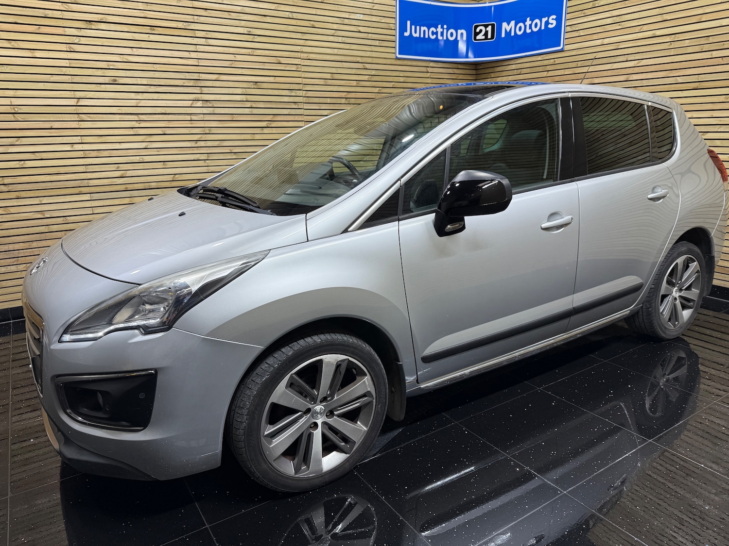 Used Peugeot 3008 2015 for sale - 75835525: Photo 15