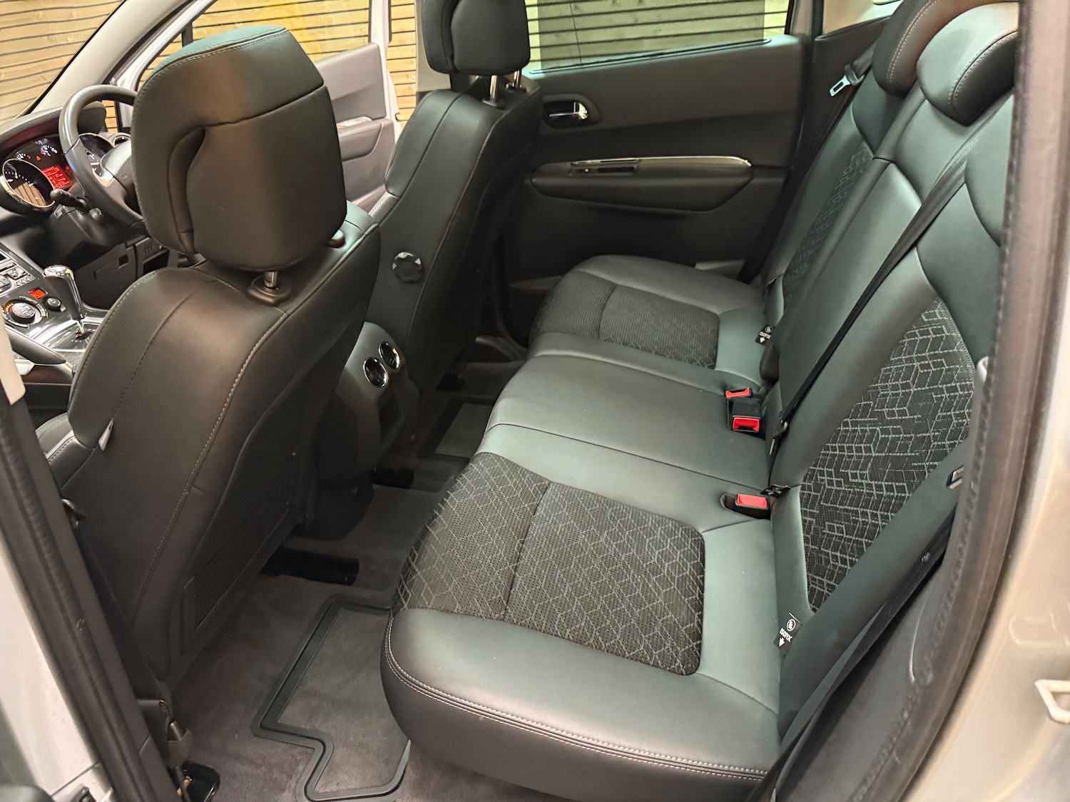 Used Peugeot 3008 2015 for sale - 75835525: Photo 27