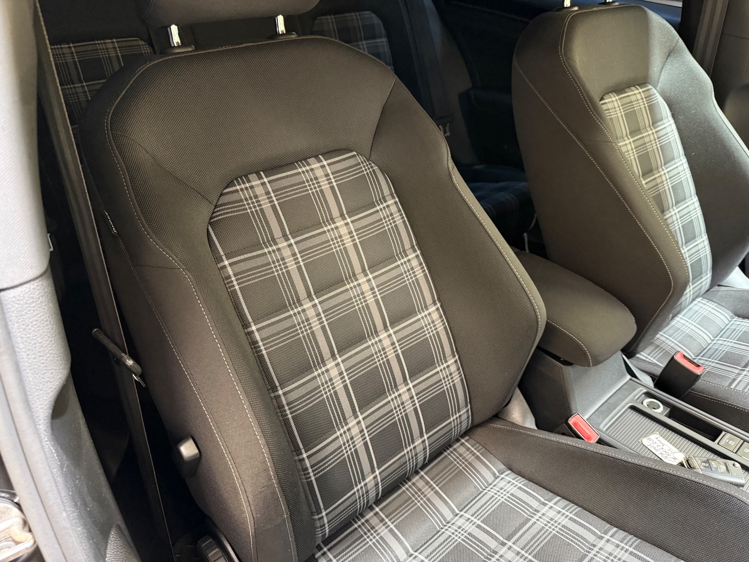 Used Volkswagen Golf 2016 for sale - 76526910: Photo 22