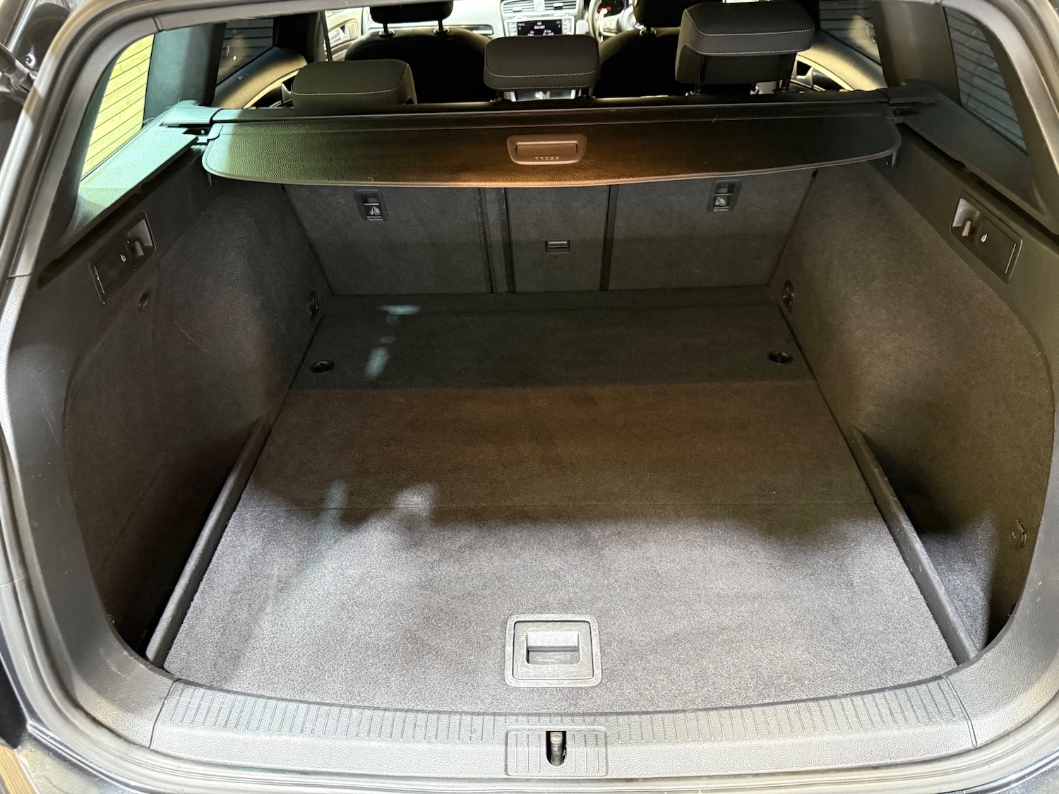 Used Volkswagen Golf 2016 for sale - 76526910: Photo 9