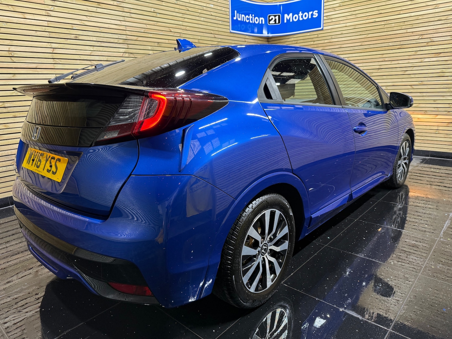 Used Honda Civic 2016 for sale - 76374624: Photo 14