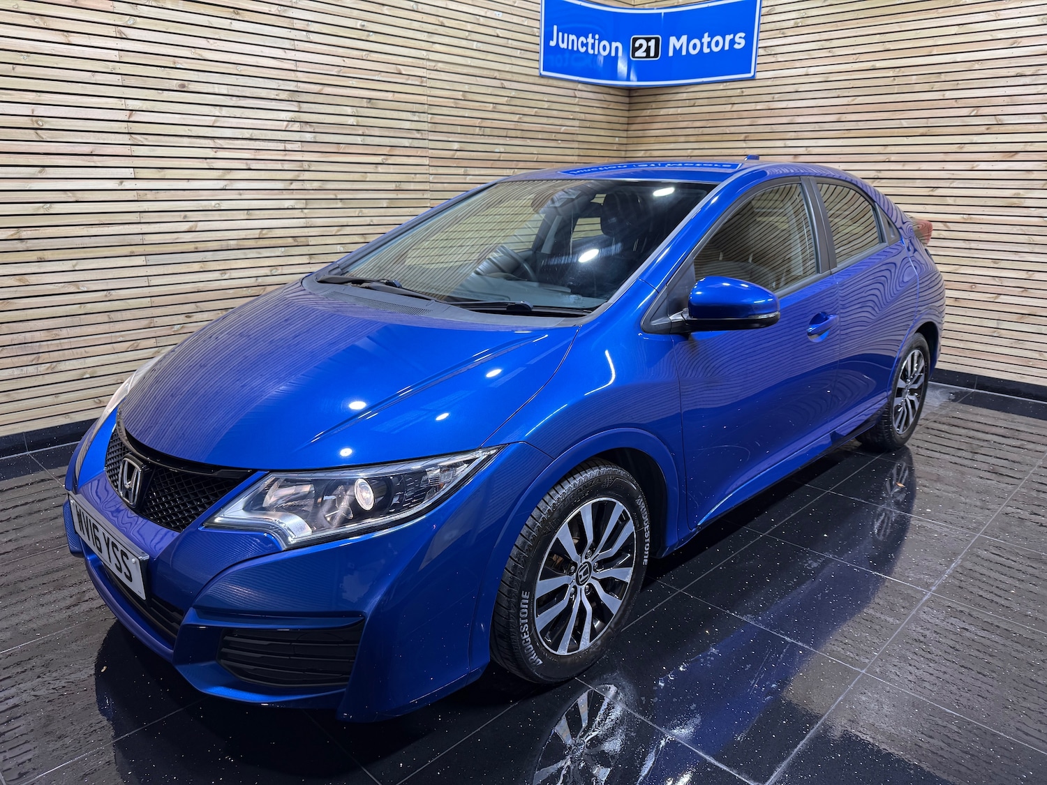 Used Honda Civic 2016 for sale - 76374624: Photo 5