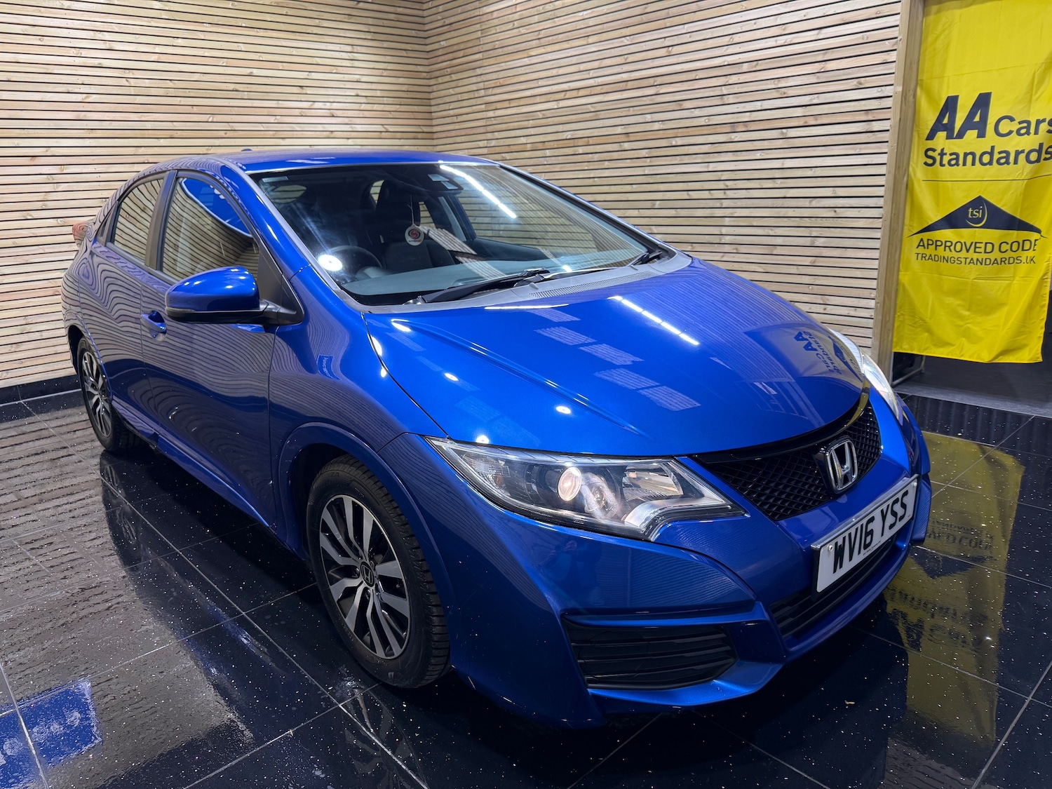 Used Honda Civic 2016 for sale - 76374624: Photo 6