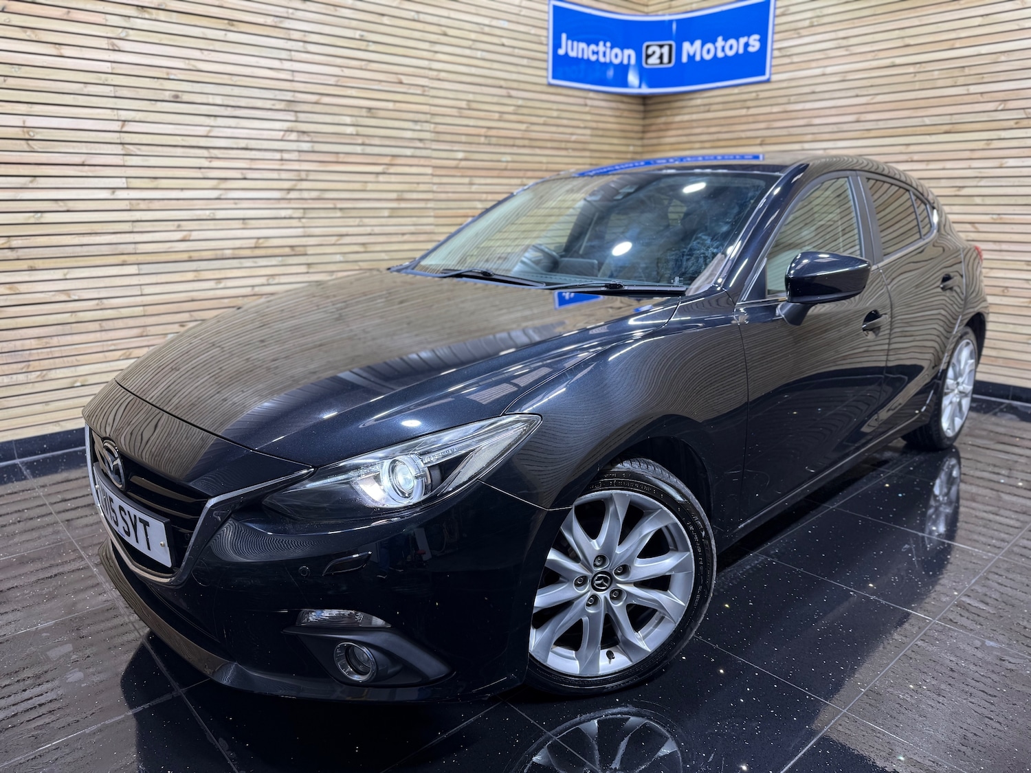 Used Mazda Mazda3 2015 for sale - 76096279: Photo 1