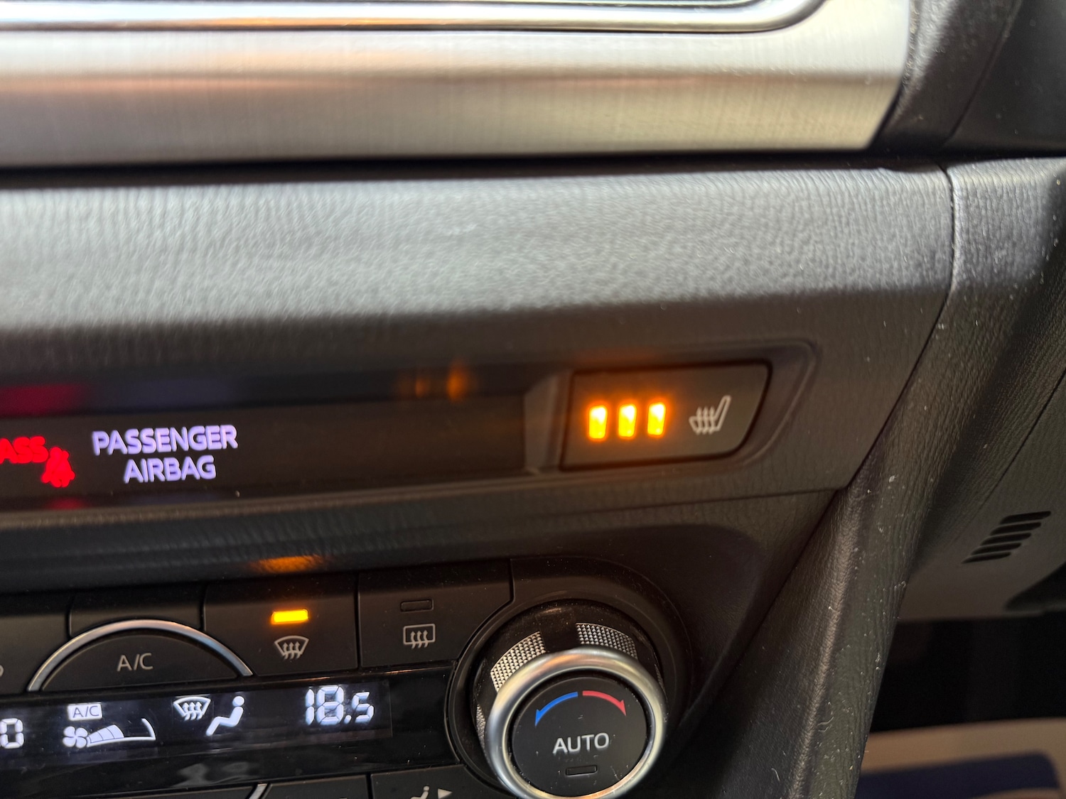 Used Mazda Mazda3 2015 for sale - 76096279: Photo 13