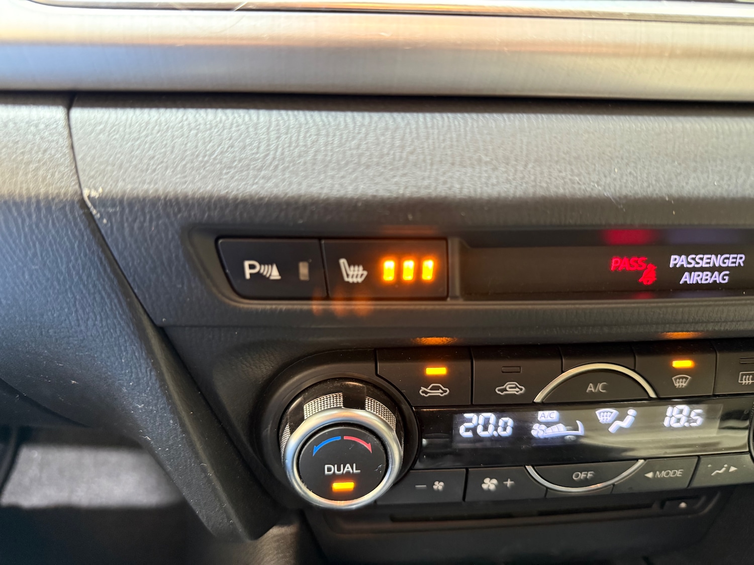 Used Mazda Mazda3 2015 for sale - 76096279: Photo 14