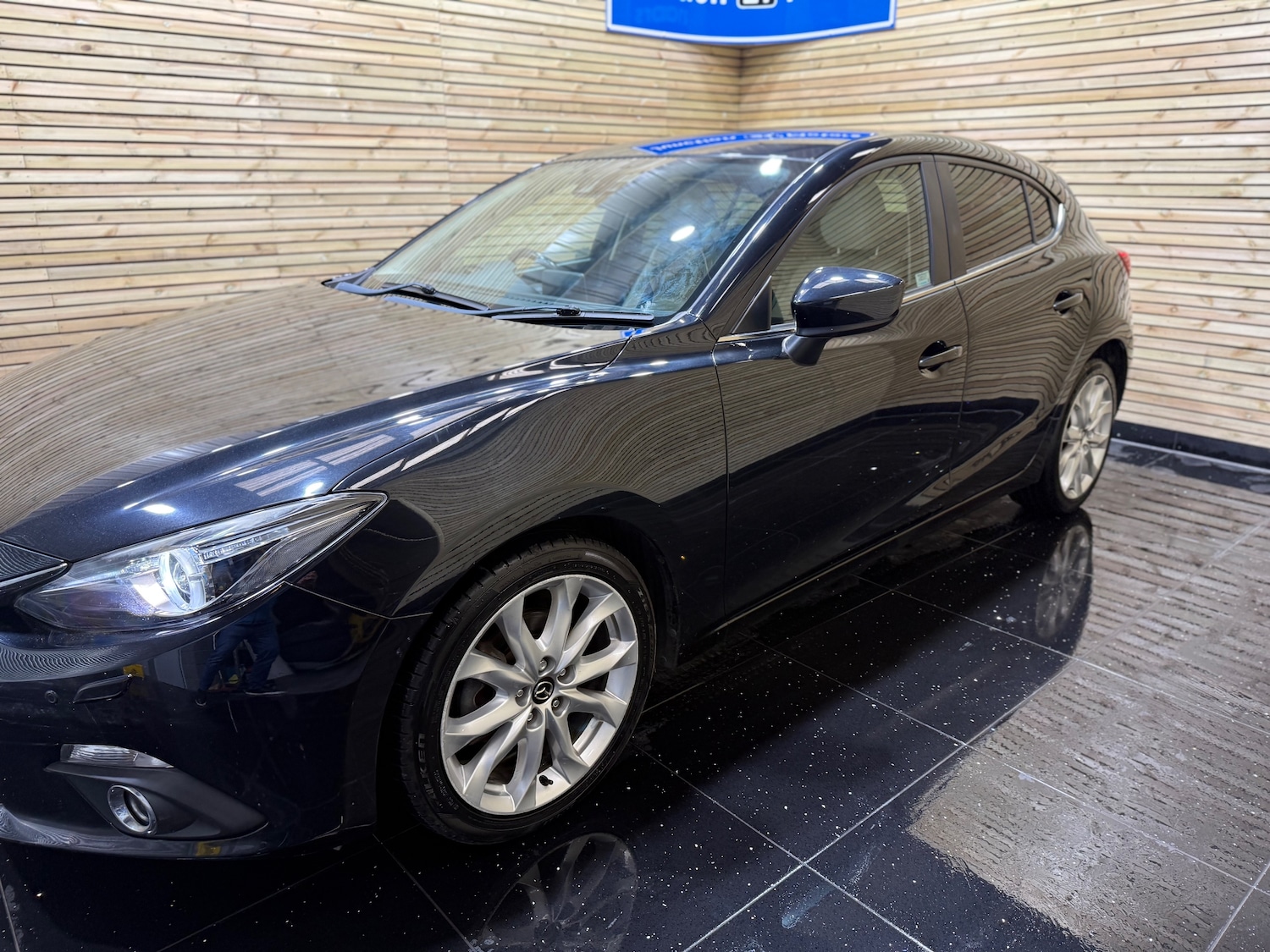 Used Mazda Mazda3 2015 for sale - 76096279: Photo 5