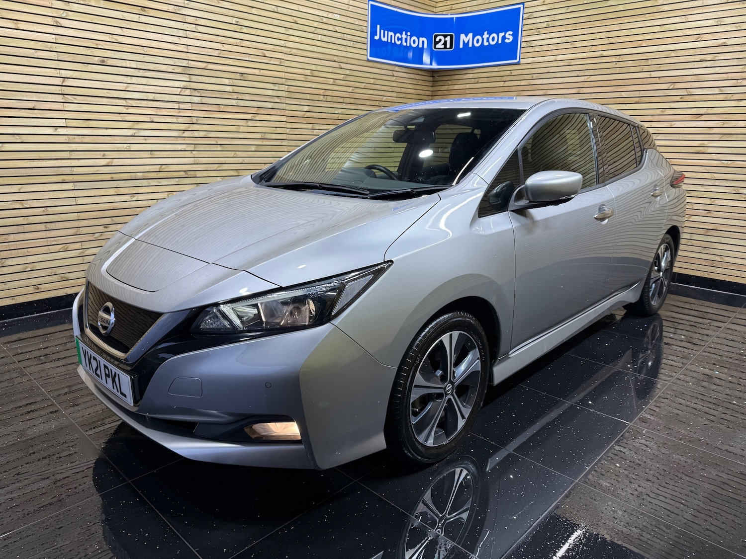 Used Nissan Leaf 2021 for sale - 77493800: Photo 16