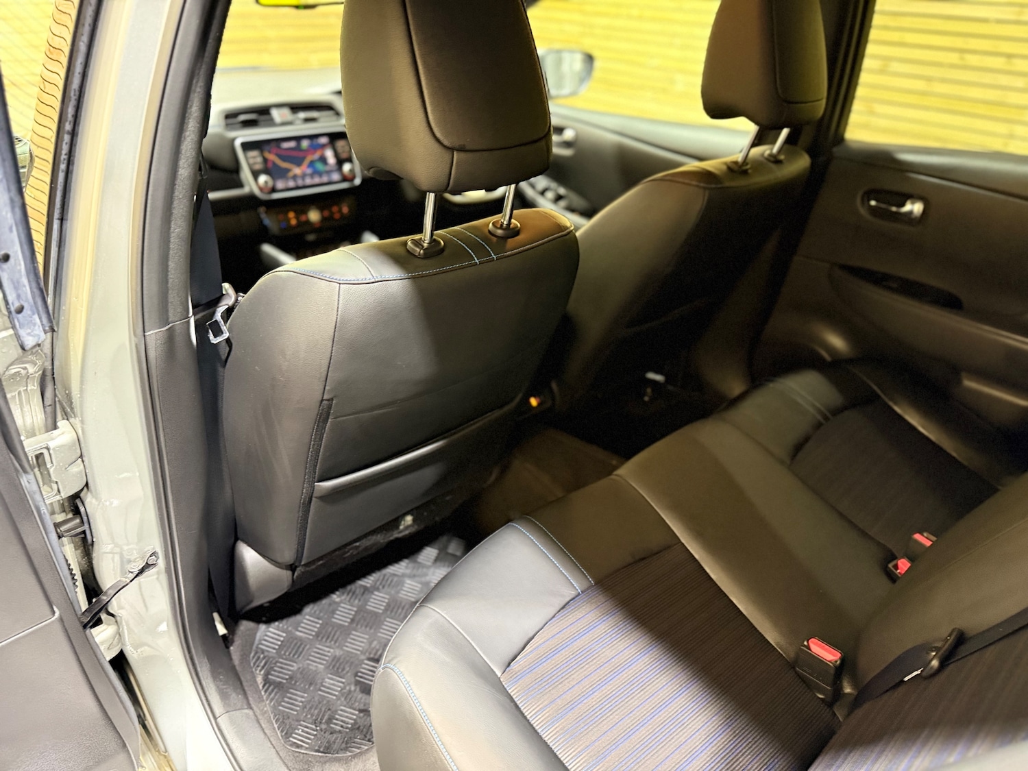 Used Nissan Leaf 2021 for sale - 77493800: Photo 35