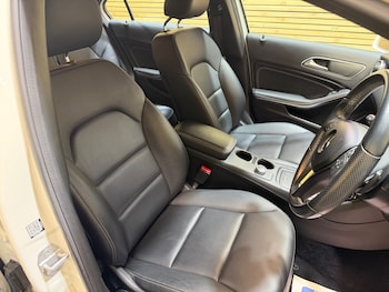 Used Mercedes-Benz A-Class 2015 for sale - 78936895: Photo