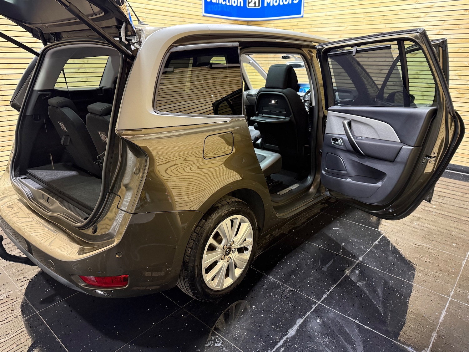 Used Citroen C4 Grand Picasso 2014 for sale - 76391924: Photo 35