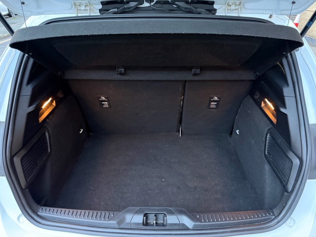 Used Ford Focus 2018 for sale - 76868211: Photo 14