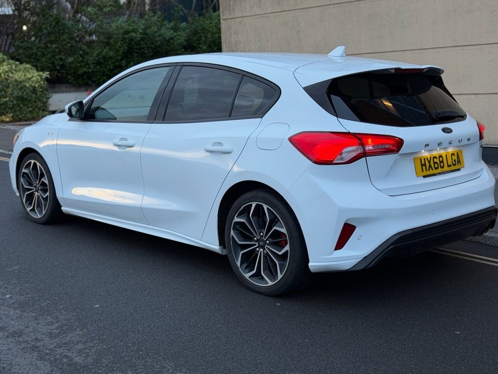 Used Ford Focus 2018 for sale - 76868211: Photo 16