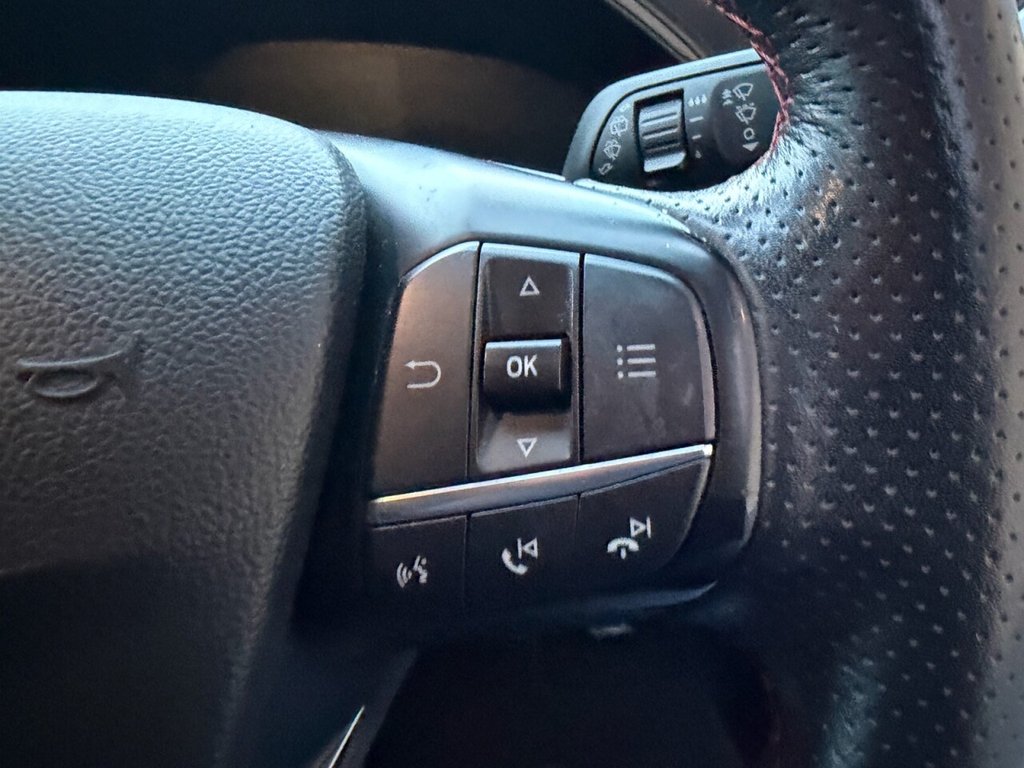 Used Ford Focus 2018 for sale - 76868211: Photo 7