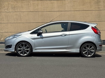 Used Ford Fiesta 2016 for sale - 79166650: Photo