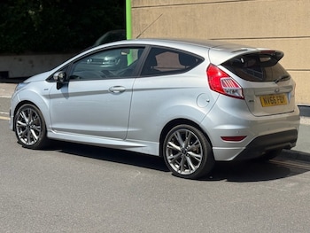 Used Ford Fiesta 2016 for sale - 79166650: Photo
