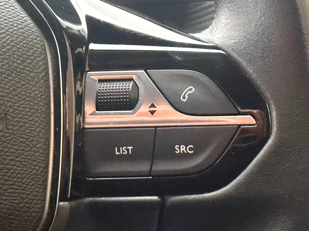 Used Peugeot 2008 2022 for sale - 77153382: Photo 25