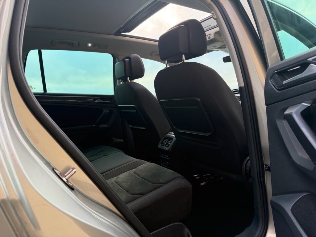 Used Volkswagen Tiguan 2018 for sale - 77370116: Photo 15