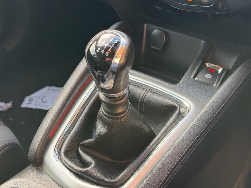 Used Nissan Qashqai 2015 for sale - 76570278: Photo 10