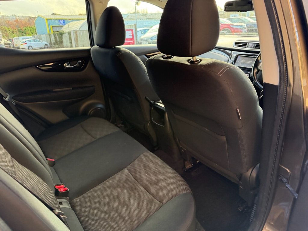 Used Nissan Qashqai 2015 for sale - 76570278: Photo 15