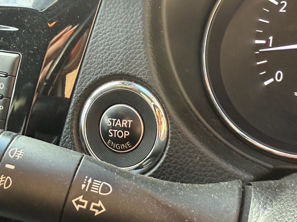 Used Nissan Qashqai 2015 for sale - 76570278: Photo 5