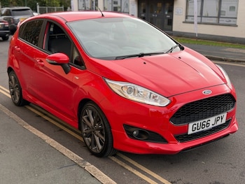 Used Ford Fiesta 2016 for sale - 76570084: Photo