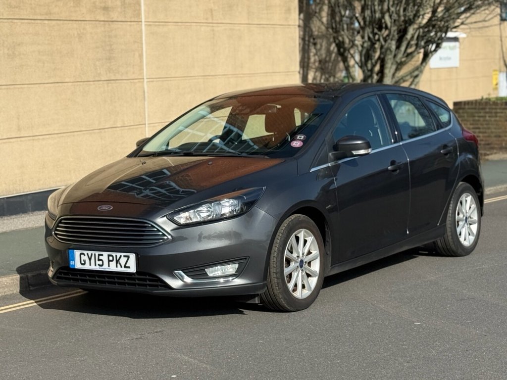Used Ford Focus 2015 for sale - 77765538: Photo 2