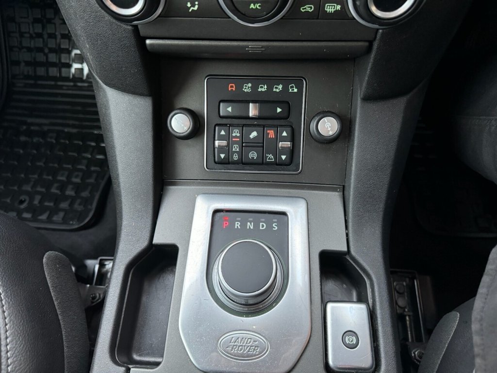 Used Land Rover Discovery 2016 for sale - 76375979: Photo 16