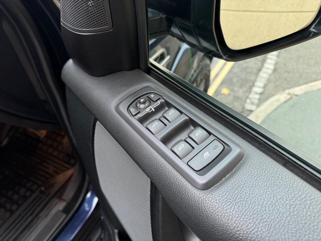 Used Land Rover Discovery 2016 for sale - 76375979: Photo 19