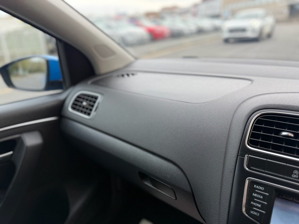 Used Volkswagen Polo 2014 for sale - 78136951: Photo 32
