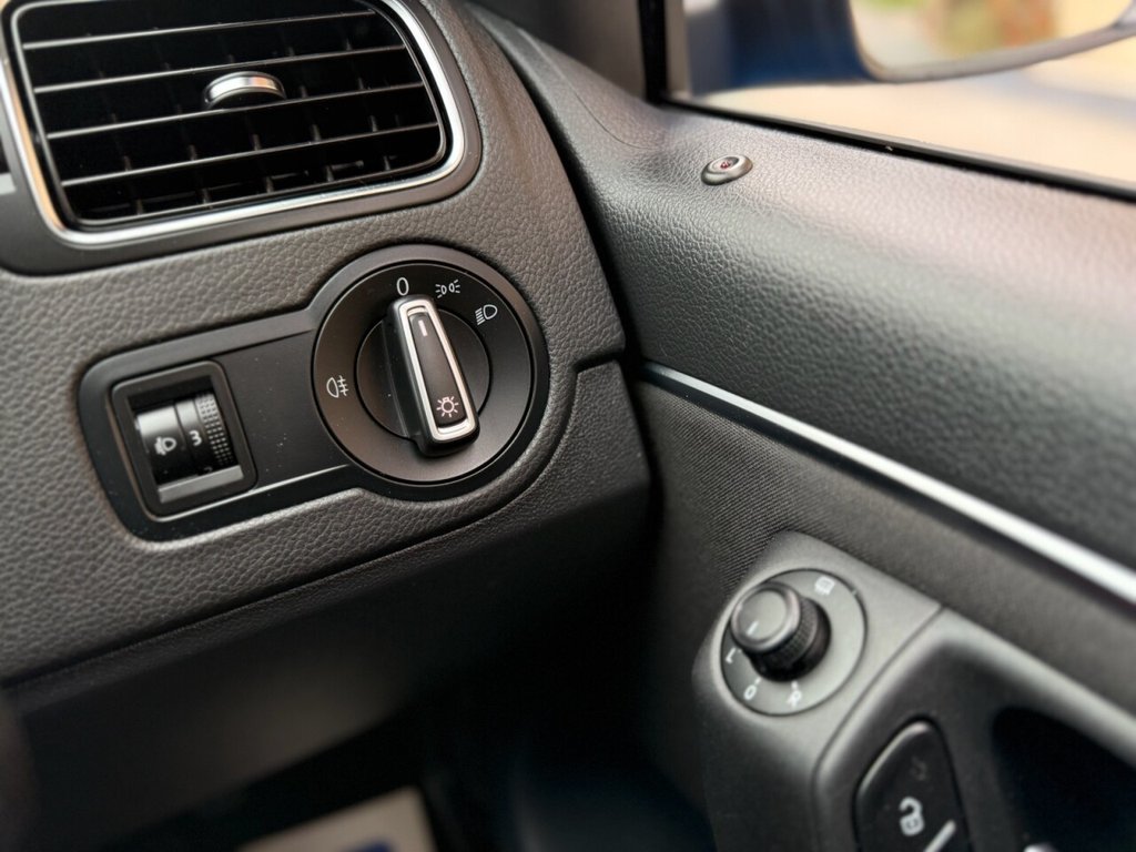 Used Volkswagen Polo 2014 for sale - 78136951: Photo 35