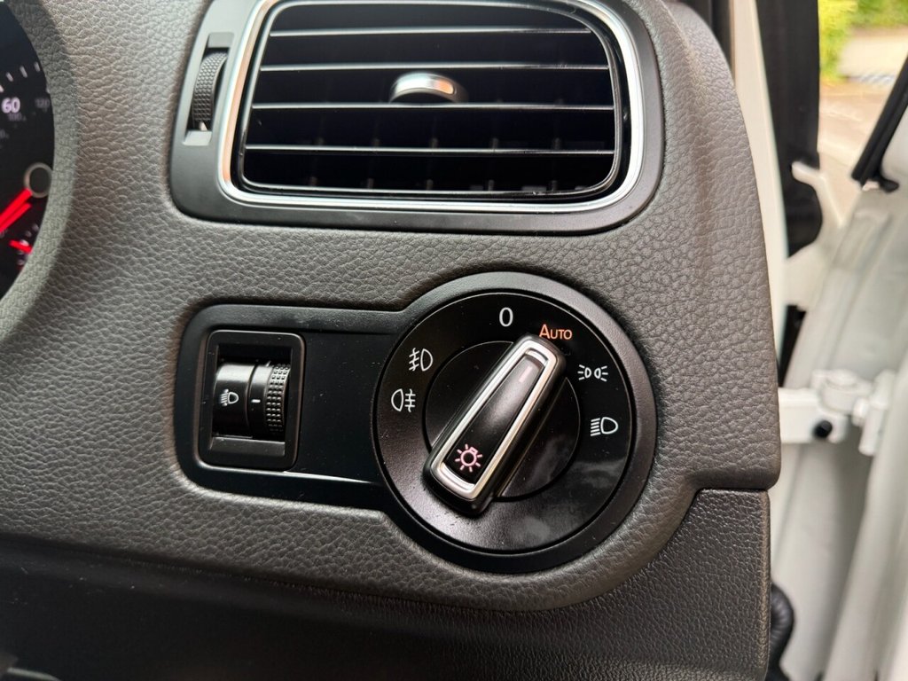 Used Volkswagen Polo 2016 for sale - 76482166: Photo 34