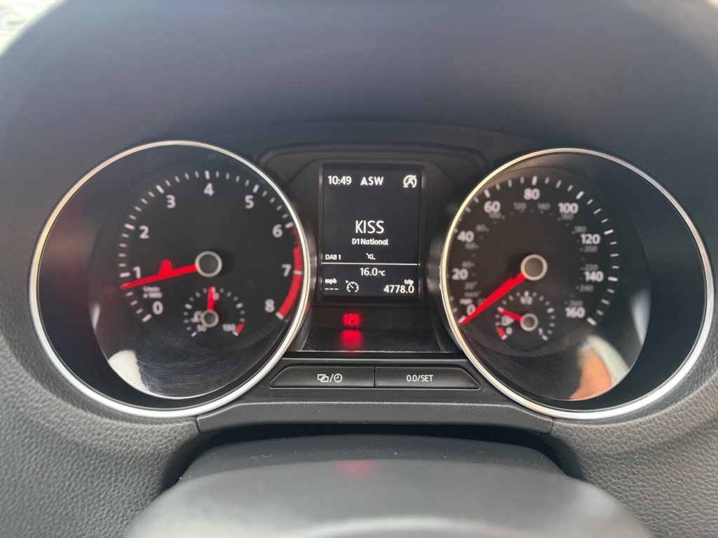 Used Volkswagen Polo 2016 for sale - 76482166: Photo 38