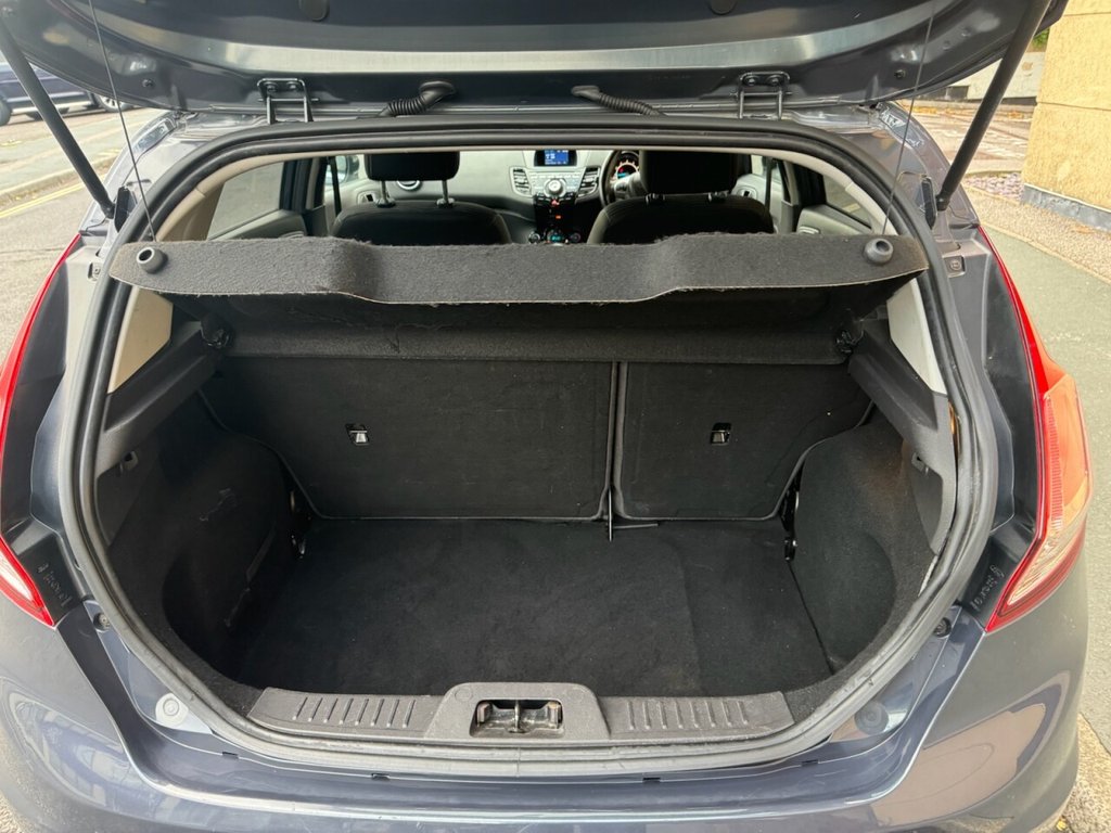 Used Ford Fiesta 2014 for sale - 76376322: Photo 14