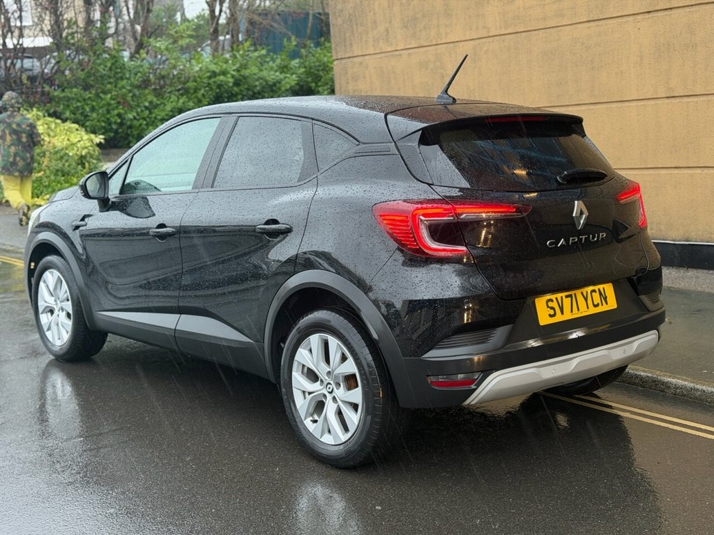 Used Renault Captur 2021 for sale - 76986310: Photo 4