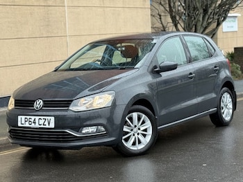 Used Volkswagen Polo 2015 for sale - 77785987: Photo