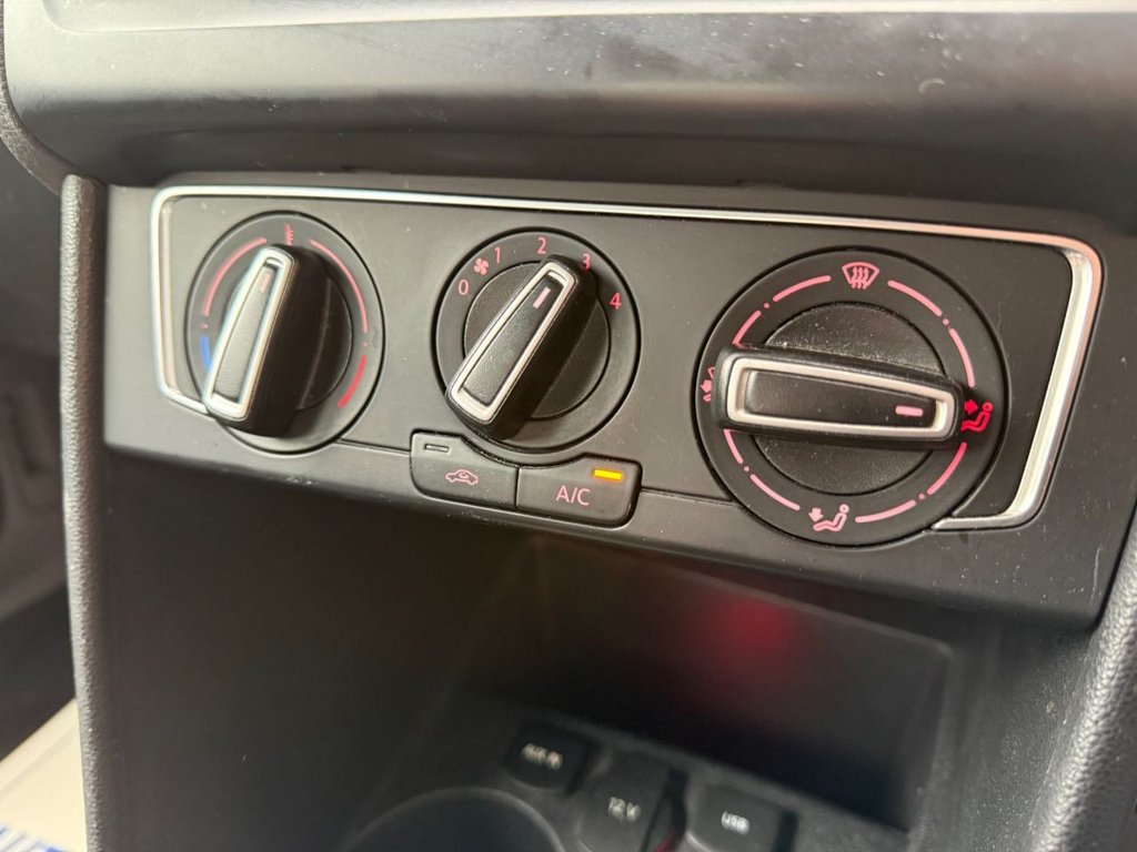 Used Volkswagen Polo 2015 for sale - 77785987: Photo 21