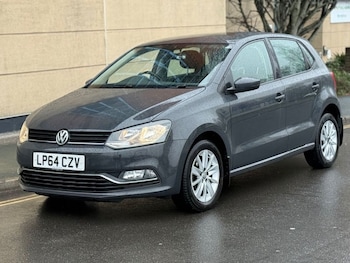 Used Volkswagen Polo 2015 for sale - 77785987: Photo