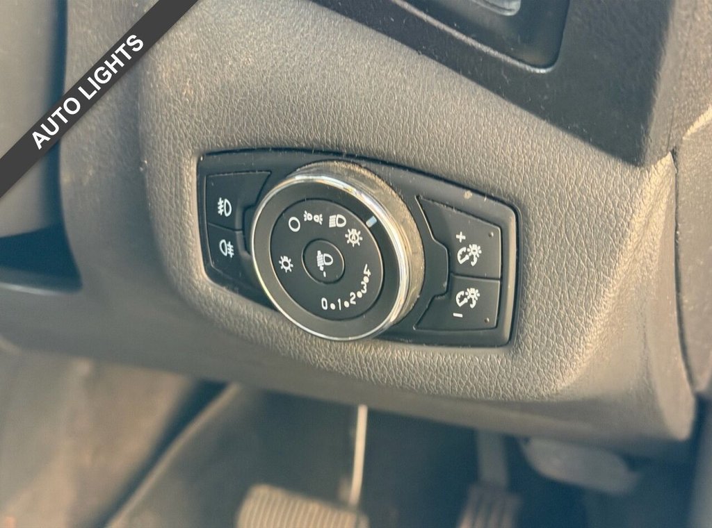 Used Ford Grand Tourneo Connect 2015 for sale - 76570247: Photo 13