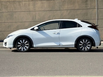 Used Honda Civic 2015 for sale - 79462293: Photo