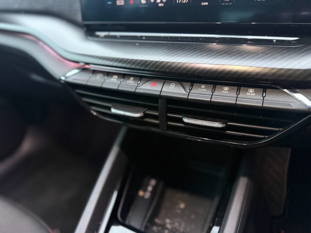 Used Skoda Octavia 2021 for sale - 77855540: Photo 23