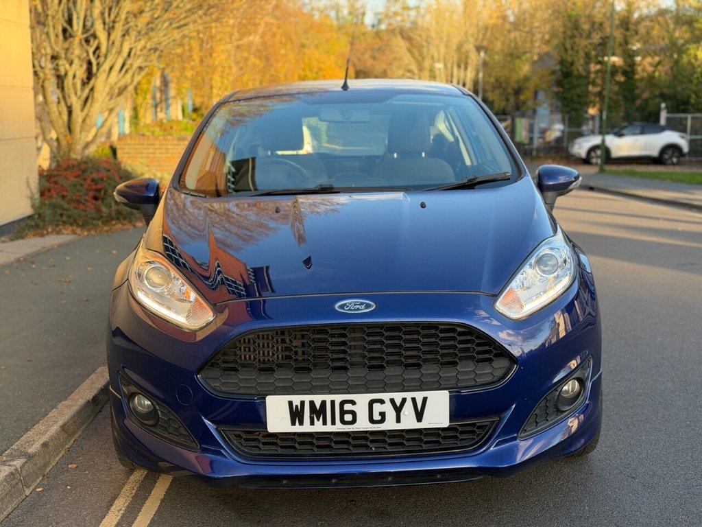 Used Ford Fiesta 2016 for sale - 76617824: Photo 2