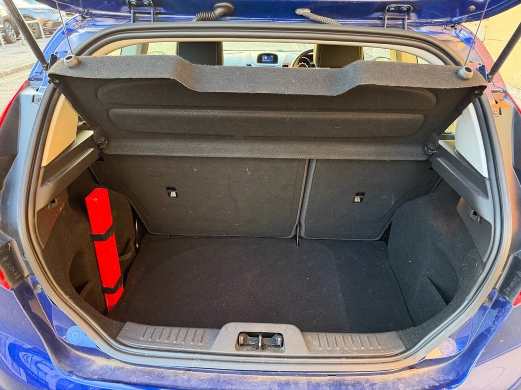 Used Ford Fiesta 2016 for sale - 76617824: Photo 9