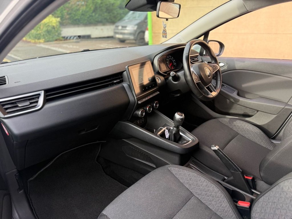 Used Renault Clio 2019 for sale - 76740644: Photo 10