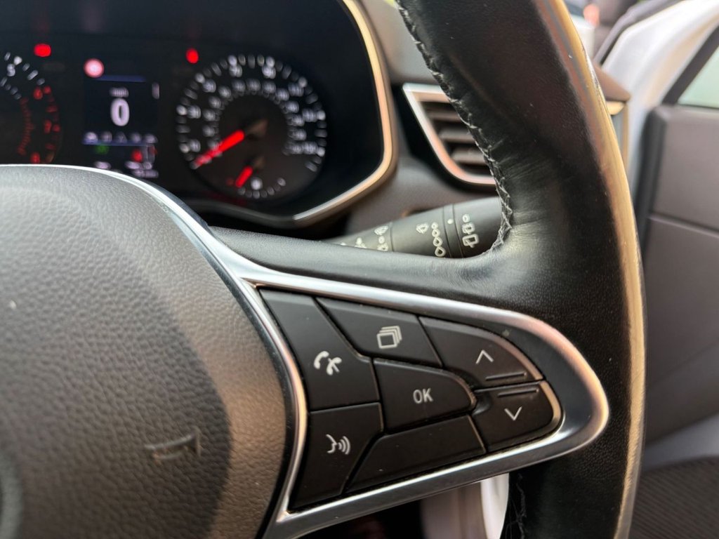 Used Renault Clio 2019 for sale - 76740644: Photo 23