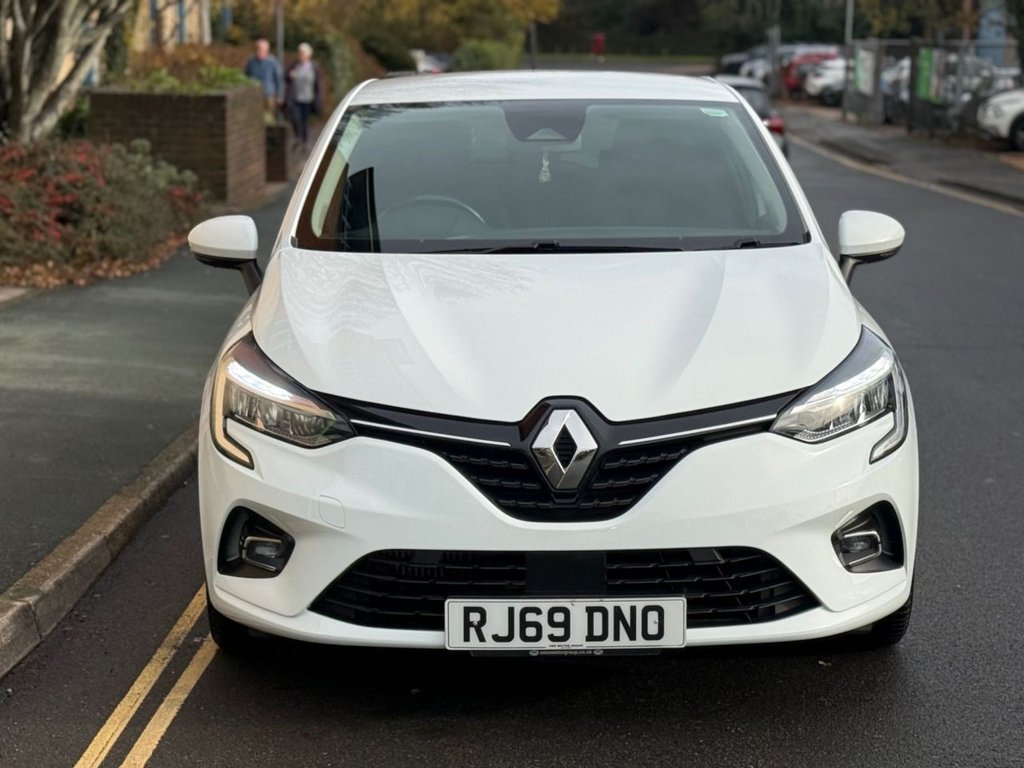 Used Renault Clio 2019 for sale - 76740644: Photo 6