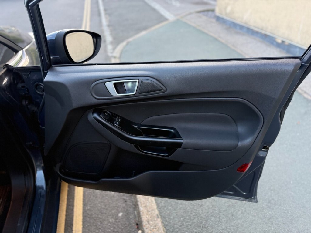 Used Ford Fiesta 2015 for sale - 78059563: Photo 17