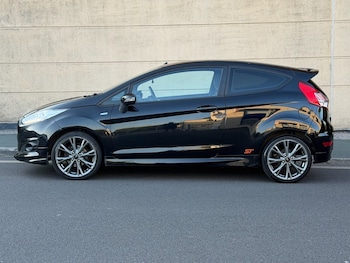 Used Ford Fiesta 2017 for sale - 79539092: Photo