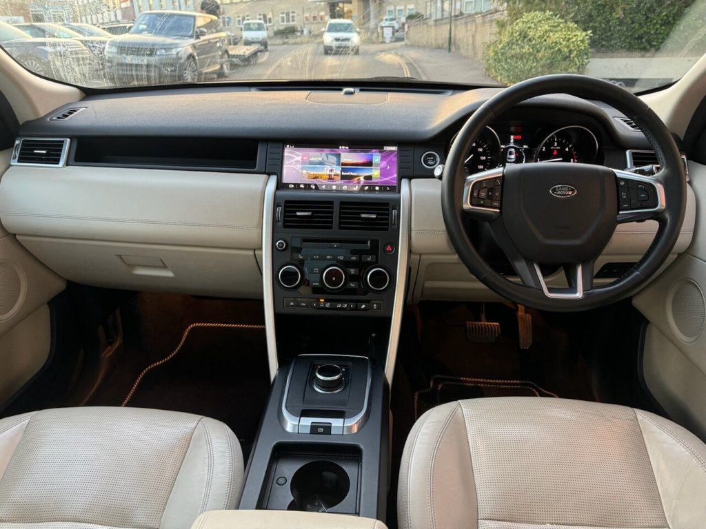 Used Land Rover Discovery Sport 2017 for sale - 76535647: Photo 12